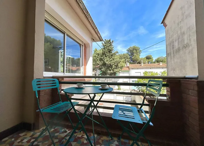 T3 Charmant, 50m Plage, Parking Prive, - Fr-1-388-237 *